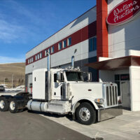 2019 Peterbilt 389 Flat Top – Cummins X15 Power