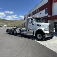 2020 Peterbilt 567 Heavy Haul Day Cab