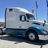 2022 Peterbilt 579 – 80" Double Bunk Sleeper