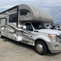 2013 Thor FOUR WINDS 33SW