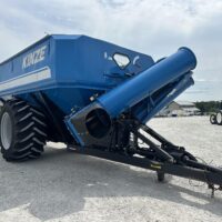 2014 KINZE 1100 Grain Cart