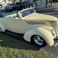 1937 Ford Cabriolet